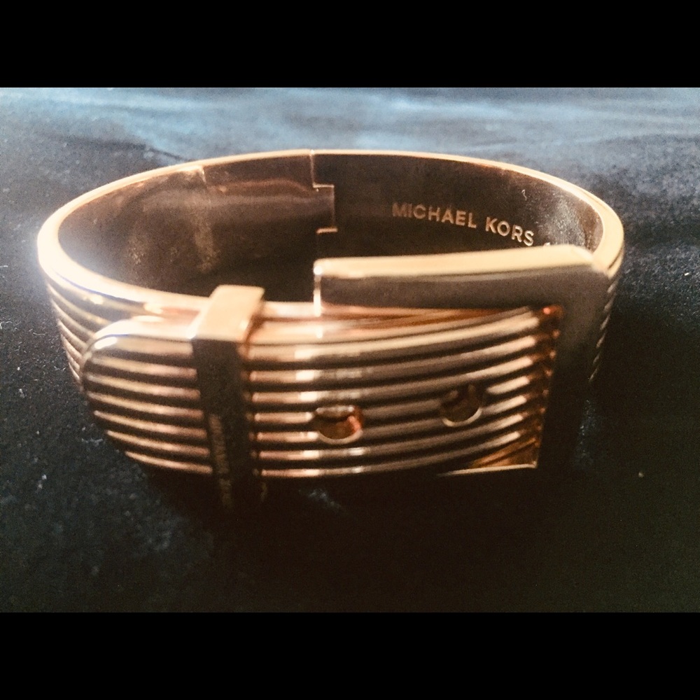 Michael Kors Bangle - Picture 6 of 6